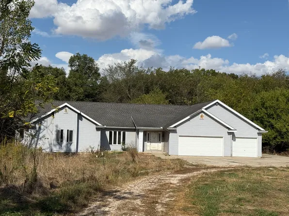 1977 N 35th Rd, Ottawa, IL 61350