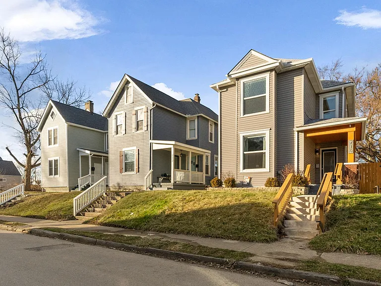 716 Siebert St — Photo 2