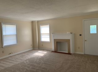 943 Gulf Rd, Elyria, OH 44035