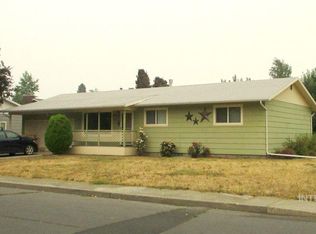 2412 E East St #F, Moscow, ID 83843