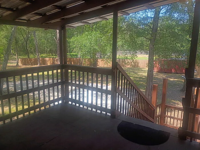 738 Old Pin Oak Rd — Photo 11