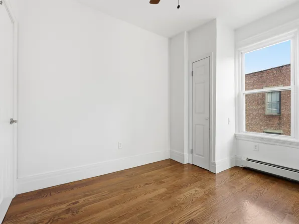 76 Bowers Street image 8 of 40