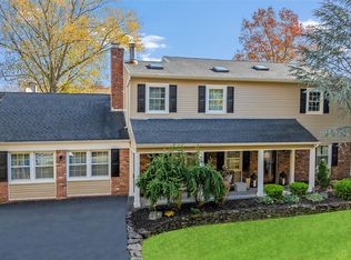 37 Lakeside Ave, Lake Grove, NY 11755