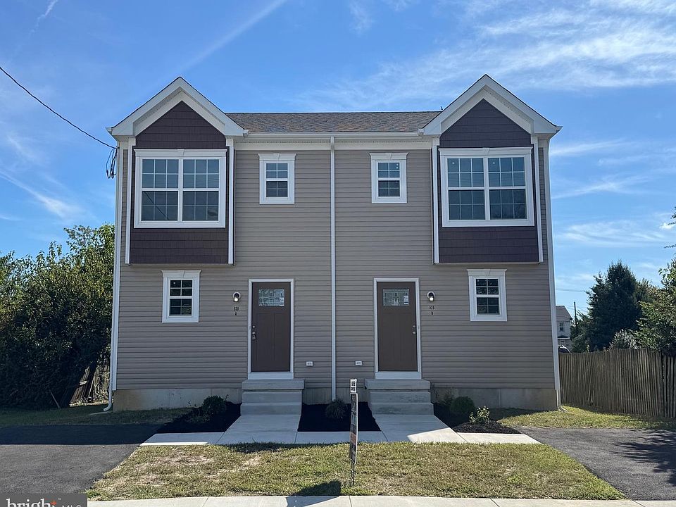 1st image of 525 Dock St #B