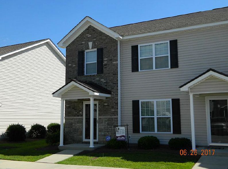 1st image of 108-1 Chandler Dr