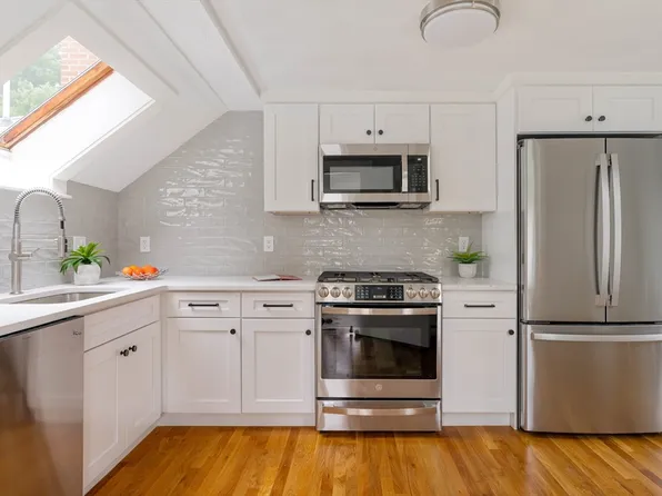 14-16 Emerson Pl #16A, Melrose, MA 02176