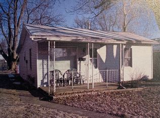 309 W Locust St, Chatham, IL 62629