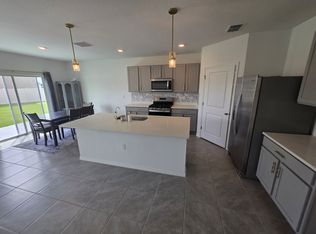 35518 Lockman Way, Zephyrhills, FL 33541