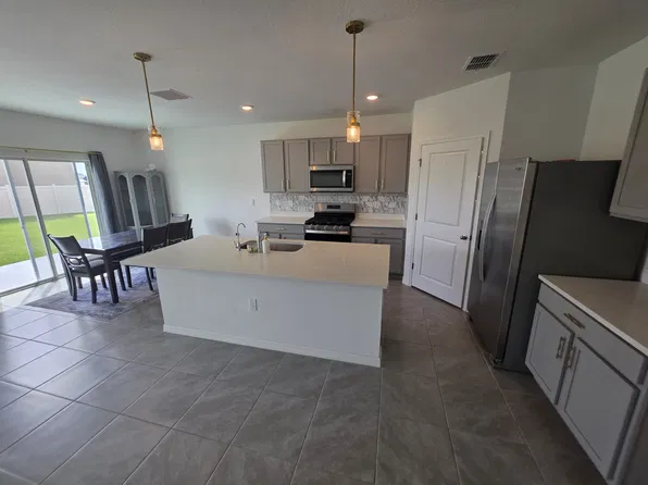 35518 Lockman Way, Zephyrhills, FL 33541
