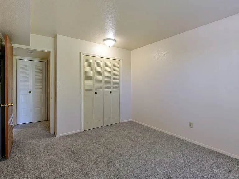 Old Monterey Apartments — Photo 14