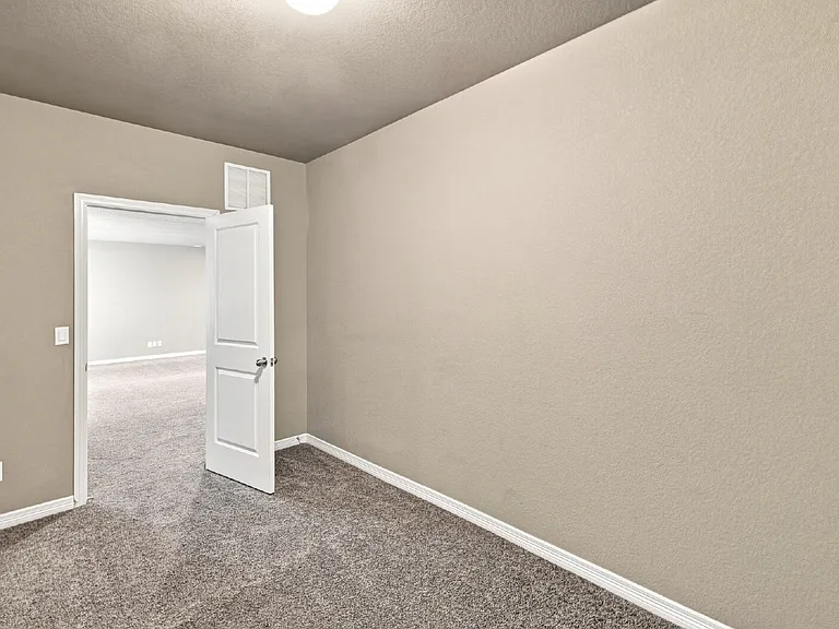 7646 Bigtooth Maple Dr — Photo 27
