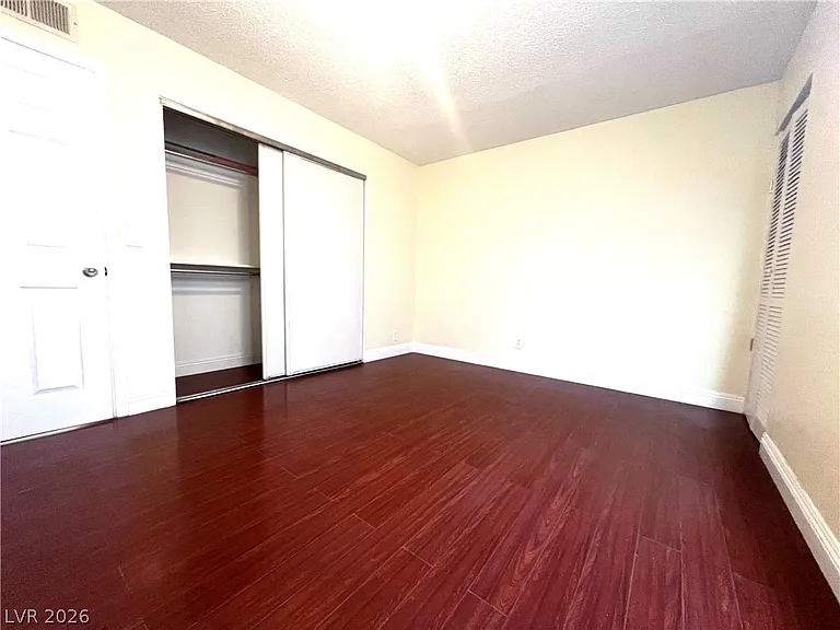 7054 Fenway Ave — Photo 23