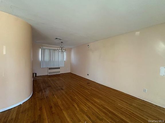 4th image of 3260 Shore Road