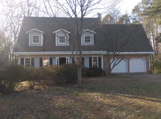 1950 Branch Valley Dr, Roswell, GA 30076