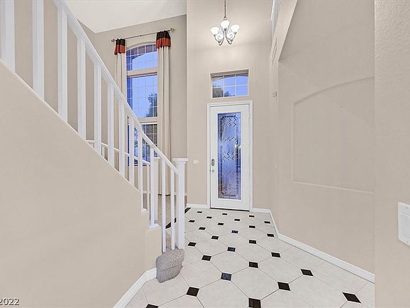 3rd image of 3044 Paseo Mountain Ave