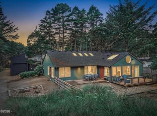 5515 NE Barclay Ave, Yachats, OR 97498