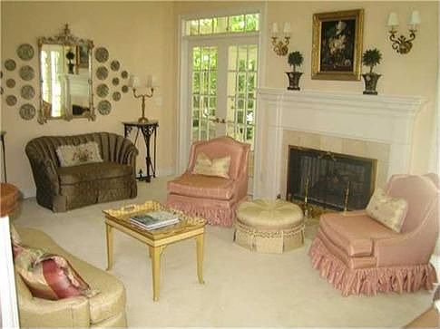 5th image of 740 Alverna Dr