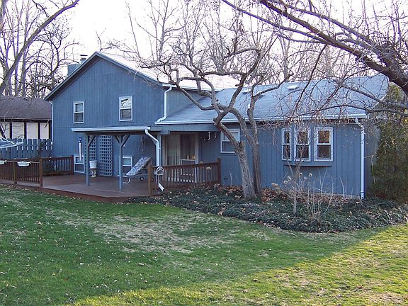 2nd image of 7241 Showplace Dr