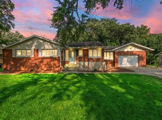 5665 Pennsylvania St, Merrillville, IN 46410