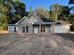 125 Old Highway 15, Ellisville, MS 39437