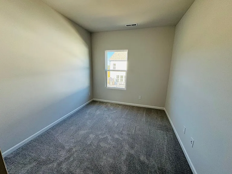 1412 Blanche St — Photo 7