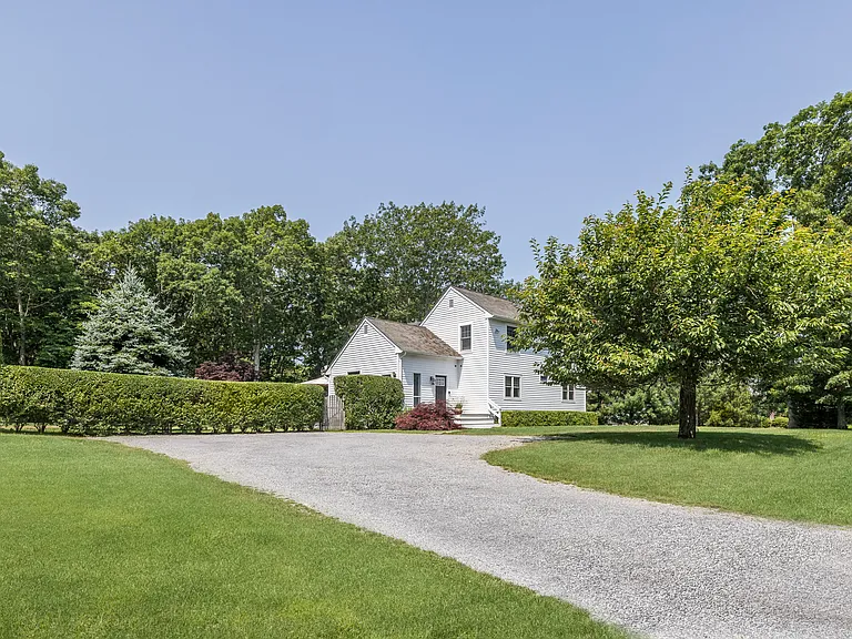 54 Joels Ln — Photo 18