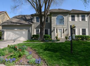 2482 Whitehall Ct, Aurora, IL 60504