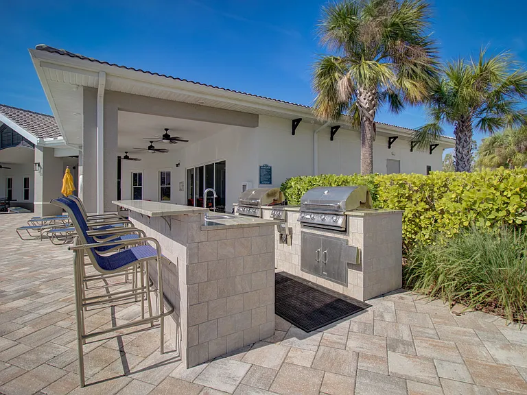 Coralina Apartments |Cape Coral, FL | Grilling Area