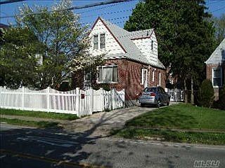 1st image of 293 N Corona Ave