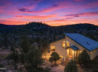 18250 S Backwoods Trail, Peeples Valley, AZ 86332