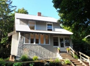 1431 Dunham St SE, Grand Rapids, MI 49506