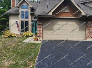 1470 Grand Isle Ct, Hobart, IN 46342