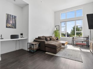 550 Seaborne Pl #407, Pt Coquitlam, BC V3B0L3