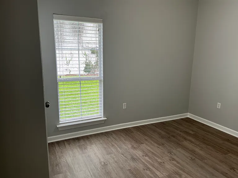 7929 Essen Cove Dr — Photo 15