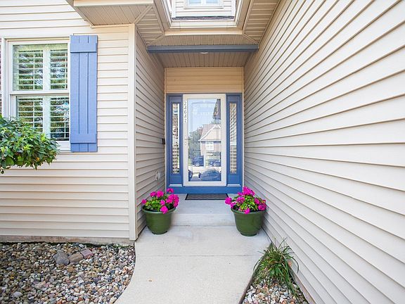 3rd image of 24642 Rolling Oak Dr