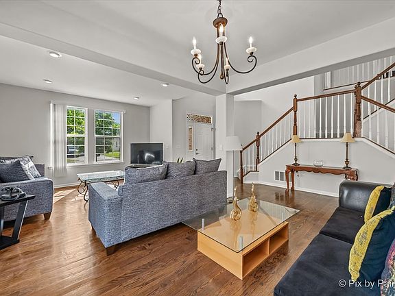 5th image of 1312 Wentworth Dr