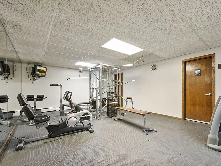 3200 Virginia Ave S #106 — Photo 36