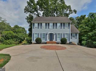 729 Crestview Ter, Gainesville, GA 30501