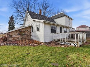 95 W Lapeer St, Peck, MI 48466