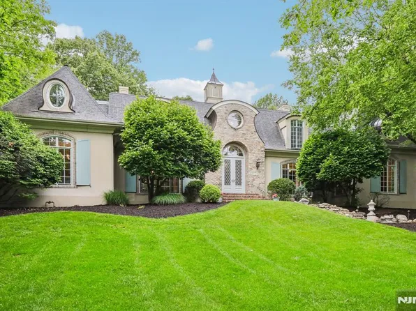 505 Timberline Drive, Franklin Lakes, NJ 07417