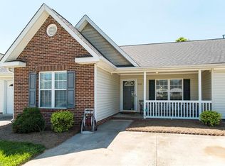 732 Wynbrook Square Ln, Winston Salem, NC 27103