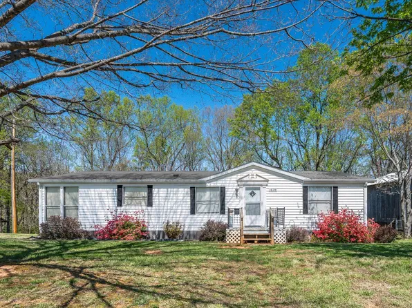 1675 Atkinson Hollow Rd, Vinton, VA 24179