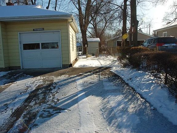 3rd image of 1019 Theodore St