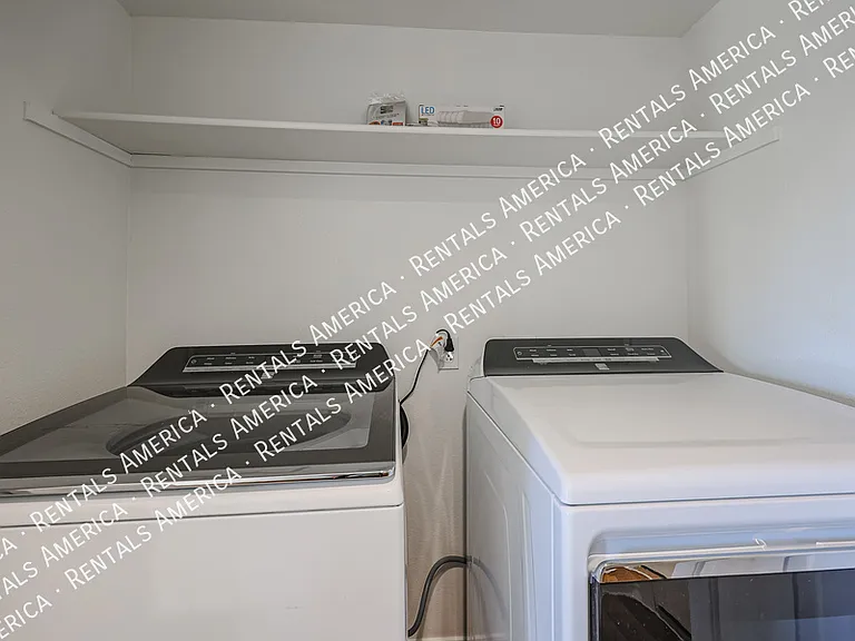 1902 N Barkley #7 — Photo 16