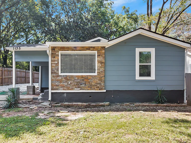 1135 Hillcrest Dr SE — Photo 33