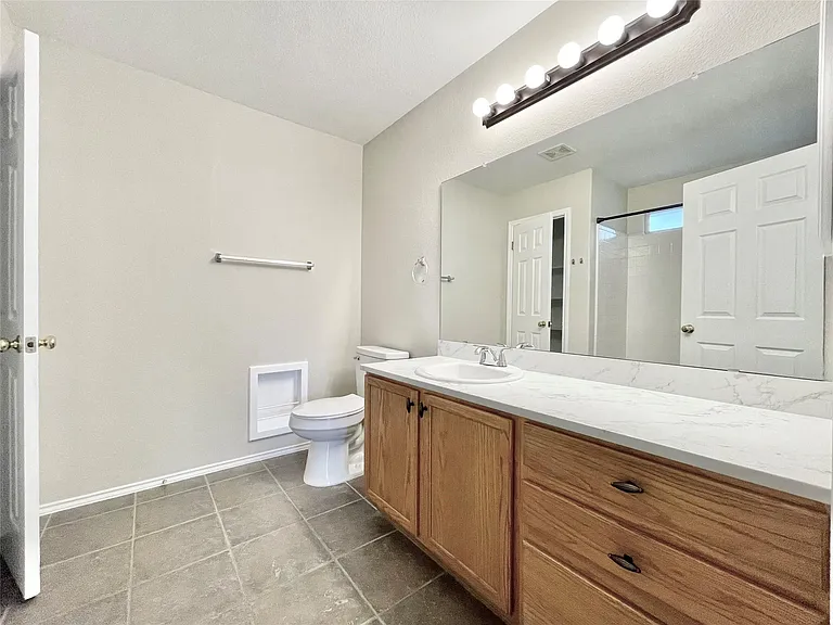 1909 Horizon Park Blvd — Photo 24