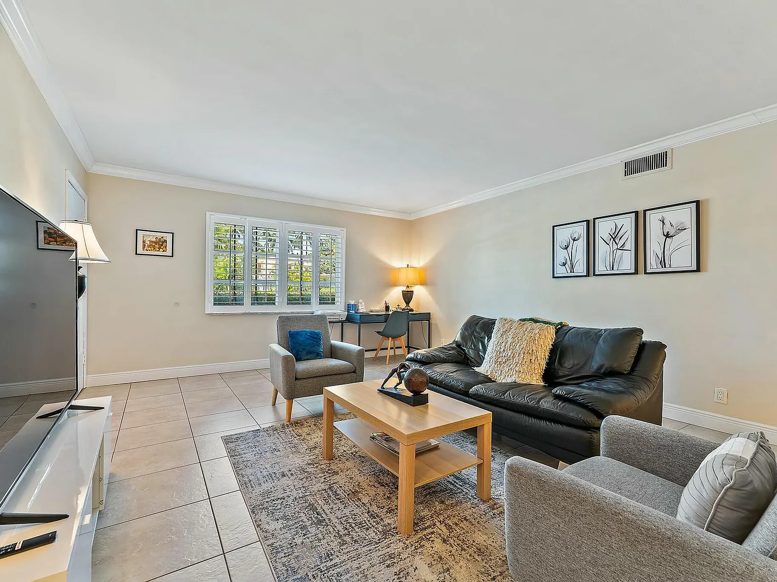 2 bed, 2.0 bath, 1260 sqft, $2,600 — Photo 4