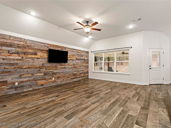 5th image of 34420 Berryfrost Ln