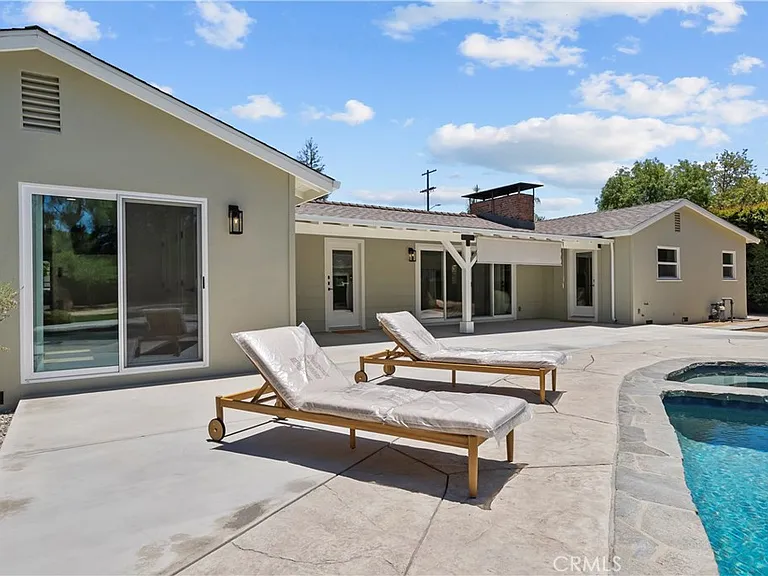 5823 Lubao Ave — Photo 28