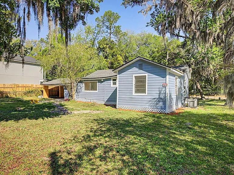2520 Larsen Rd — Photo 6